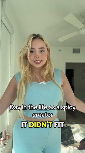 Like if u want more vlog style content! #egirl #elenasainte #elena #viral #teamwork