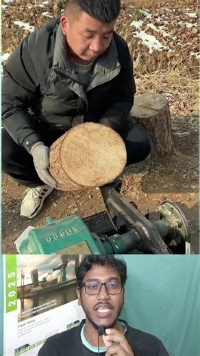 A monster-like machine split a log of wood in one fell swoop #woodmachine #logsplitter #heavymach...