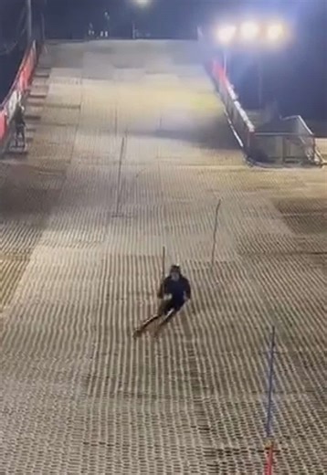 Mastering Alpine Skiing Techniques