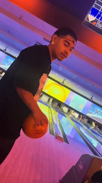 Bowling Fun: Strikes and Splits Vlog Experience
