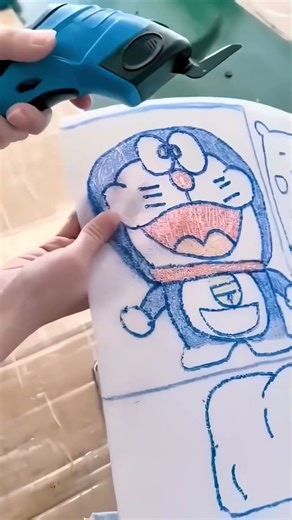 Revolutionize sewing with this Electric Fabric Cutter! #FabricCutter #SewingHack #TailoringTool