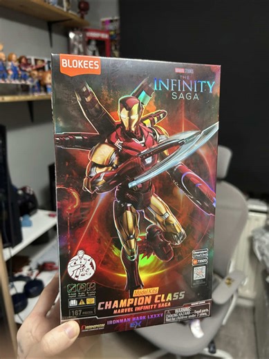 Unboxing the Blokees Iron Man Model Kit