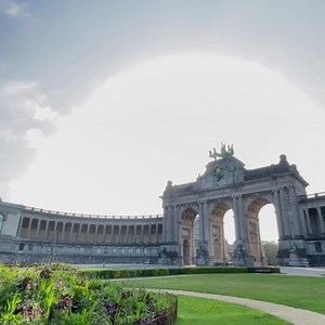 🇧🇪 📣 Come to the Cinquantenaire Park in Brussels on 21 July for "Happy Belgium!", a grand concert celebrating the National Holiday and King Philippe's ten-year reign. 🎉 This free concert starts at 9pm and ends with a fireworks display! 🔗 https://2107.be/concert-et-feu-dartifice/ -- 🇧🇪 📣 Le 21 juillet, rendez-vous au Cinquantenaire à Bruxelles pour un grand concert « Happy belgium! » en l’honneur de la Fête nationale et des 10 ans de règne du roi Philippe. 🎉 Ce concert gratuit plein de s