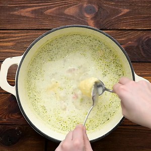 23K views · 52 reactions | This Dutch Oven Chicken and Dumplings is the ultimate comfort food made entirely from scratch! It's a hearty, family-favorite meal that everyone will love! Full Recipe >> https://thecookinchicks.com/dutch-oven-chicken-and-dumplings/ | The Cookin' Chicks | Facebook