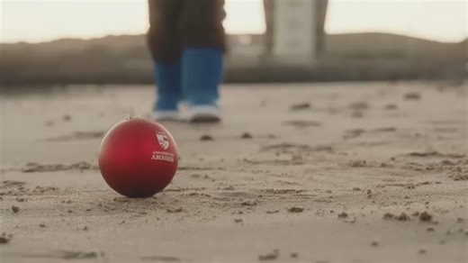 The festivities are in full swing on campus and around Aberdeen and to get you in the mood, follow Bob the Bauble's heart-warming journey home. | University of Aberdeen