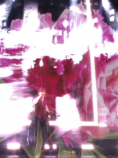 You Look So Cool: Live Performance by The 1975