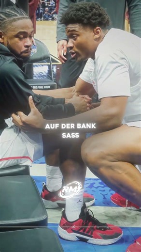 Dieses Team verwüstete den Platz… Außer ein Spieler 😳❤️‍🩹