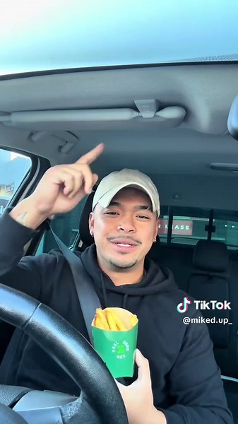 Delicious Hot Chips Review at Zambrero