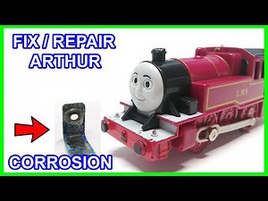 Fix repair Arthur Trackmaster Battery corrosion