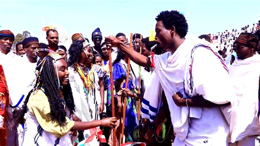 Sirba jaalalaa Oromoo Gujii biratti sirbamu. #Oromo #Gujii #song | OBN Afaan Oromoo Plus