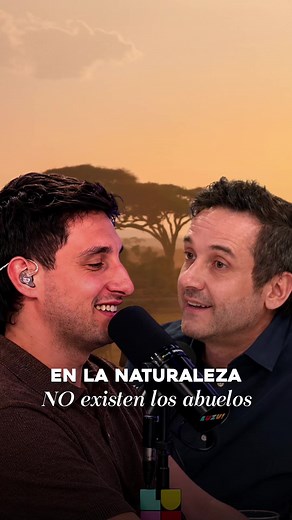 La hipótesis de la abuela dice que hubo genes que se seleccionaron para que las mujeres y hombres podamos llegar a abuelos y ayudar a la supervivencia y reproducción de nuestros nietos. El amor abuelístico está en los genes ja. Mirá la columna completa en @sefuelarga_ en mi canal de YT.