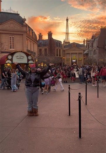 Exploring Disney World's Epcot: A Fun Tour Experience