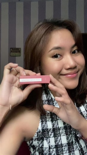 nyobain matte lipstik lagi dari WARDAH yang hasilnya cakep banget😍 #wardah #lipstikmattewardah #colorfitultralightmattelipstick #lipstikmatte #fypage