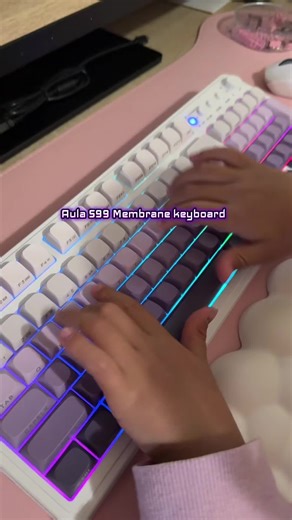 The most beautiful membrane keyboard. It isn’t too loud and it sounds majestic 😍 #aula #membrane #typing #keyboard #gamingkeyboard