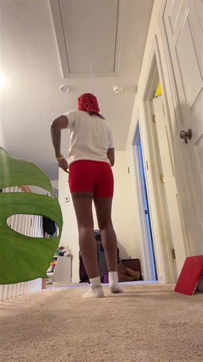 My sock was coming off but I learned your dance ❤️😂😂😂 @sadie 👩🏼‍🦰