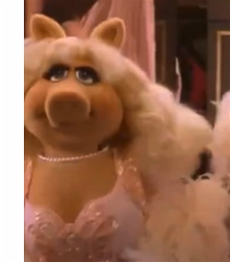 sabrina carpenter is going to save the muppets | Sabrina Carpenter