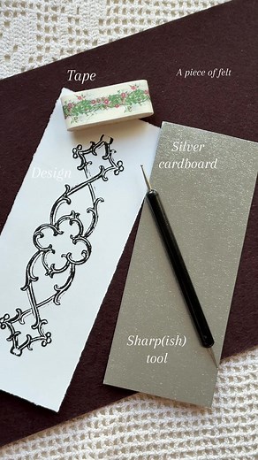 I was asked to make a tutorial when I posted about the embossed journal page I made a few days ago, so here you shall receive one, short and easy! I’ve seen many videos here where people use embossing foil to make these creations, but I’ve used cardboard and it works quite good as well ❦ (If you want to secure the design you made, you can also add some modeling paste back of the cardboard!!) #diy #embossing #creativejournal #easydiy #crafty