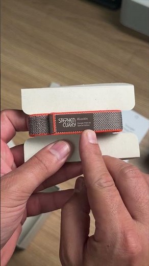 Google Fitbit Air Steph Curry Special Edition - UNBOXING and FIRST LOOK!