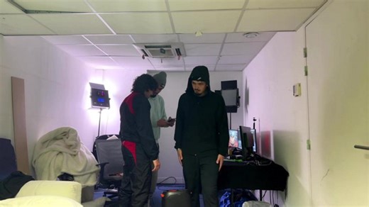 ON AMÉNAGE LE LOCAL et REACT GAME AWARDS à 1H30!