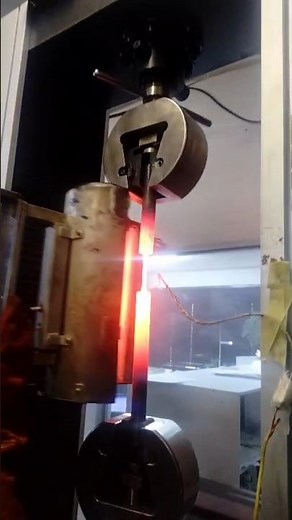 AT 1000 DEGREES CELSIUS, TENSION TEST ON A TENSILE TESTING MACHINE IN LABORATORY (STRENGTH MATERIALS