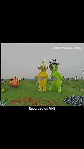 Dipsy got ROBBED! Saving a US-Exclusive Teletubbies VHS | ARCHIVE Digitizing (2000) #shorts