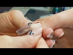 How To - Tip Application, Nail Extensions