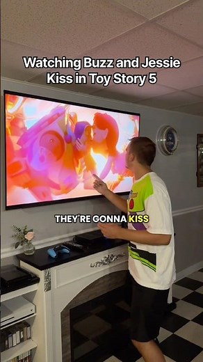 Watching Buzz Lightyear and Jessie kiss in Toy Story 5! 😚