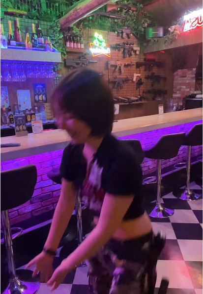 思いっきりケツ叩かれたNGテイク #fyp #ダンス #ミリタリー #大阪