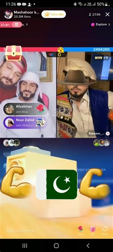 Dynamic Split-Screen Interaction with Engaging Overlays
