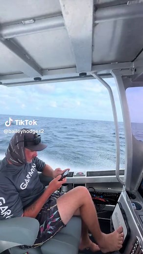 Cruising with Starlink: A Perfect Esky Getaway