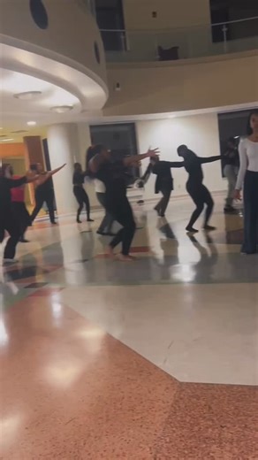 Praise In Motion on Instagram: "“We invite you Jesus Christ🙌🏽🔥…” Hallelujah! Just a short recap video of our technique workshop. We definitely had an amazing time worshiping and learning about the techniques of dance and how we can implement them in ministry, God is amazing! - - - - #explorepage #pim4lifeeeee #workshop #ɢᴏᴅɪsɢᴏᴏᴅ"