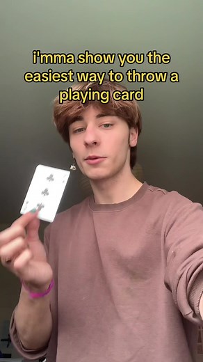 really simple tutorial on throwing a playing card! This way focuses less on accuracy and more on speed and basic throwing in the air #cardistry #cards #cardthrowing #cardistrytutorial