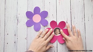 1.6M views · 368 reactions | FLOWER CRAFT FOR MOM - so cute! Get the template: https://www.thebestideasforkids.com/flower-template/ | The Best Ideas for Kids | Facebook