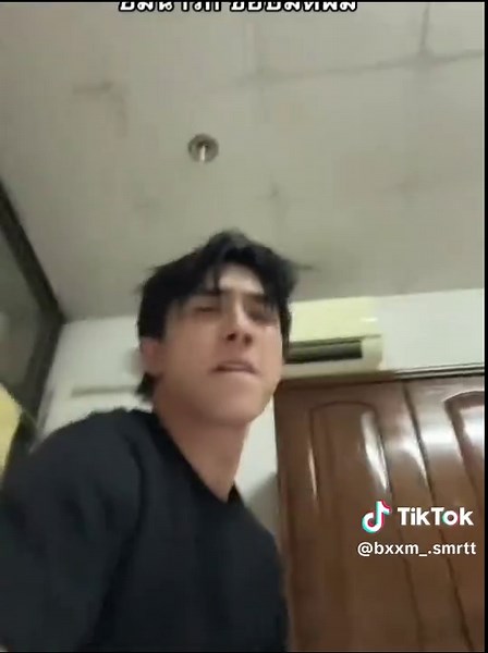 10/10 face,age gap, height difference I'm obsessed #topformtheseries #topform #blowup #thaiactor #thailand #bxxm_rvw #boomraweewit #fyp #boom #smart #smartchinasupong @Smart Chisanupong @bxxm_rvw #fouryoupage #bl #smartboom #charlidamelio