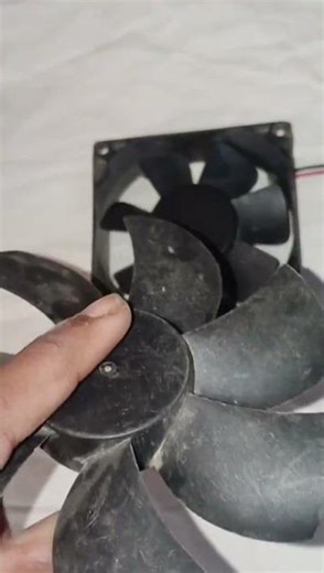 this is a 12 volt computer DC fan#experiment