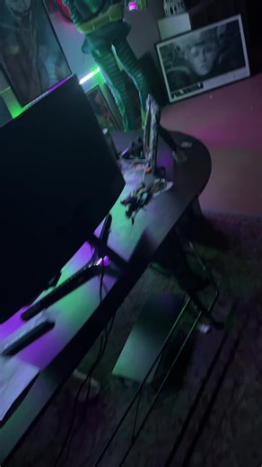 The studio has been invaded by Aliens this is not a drill!! Mars Attacks is in studio!! #spirithalloween2023 #spirit #marsattacks #marsattacksfyp #marsattacksalien #timburton #halloween #halloween2023 #alien #alieninvasion #gammer #twitchstreamer #fyp #letsgocrazy #letsgo #goveelights #govee #ps5 #cod #90s #90sthrowback #90smovies #90skid #90saesthetic