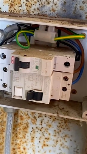 28K views · 63 reactions | Proves the Importance of a Visual Inspection  | GSH Electrical Training | Facebook