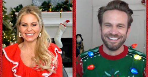 The Christmas Contest - Live