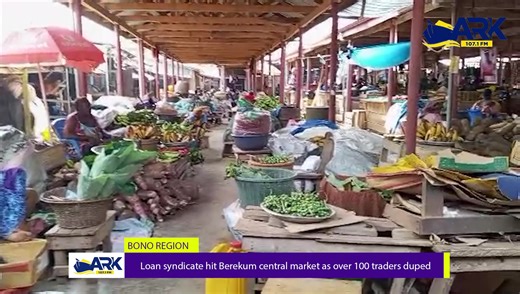 Loan syndicate hit Berekum central market as over 100 traders duped. | Ark 107.1 FM