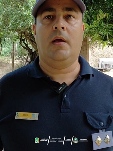 🏘️ Recorridas comunitarias en la Isla de Oro 👮‍♂️ La Policía continúa con el abordaje territorial y las visitas domiciliarias en distintos sectores de la ciudad de Formosa y en el interior provincial. 🔎 Estas acciones forman parte de la tarea preventiva y de proximidad que se desarrolla de manera permanente, fortaleciendo el vínculo entre la institución policial y la comunidad 🤝. 👂 Durante el recorrido, el personal mantiene contacto directo con las familias, escuchando inquietudes, sugerenc