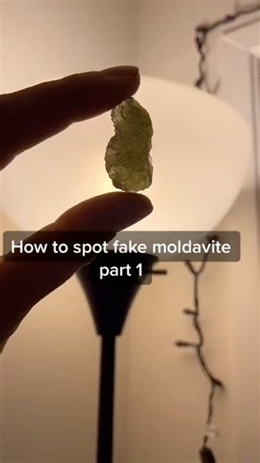 How to spot fake Moldavite 💚 Pieces of Moldavite and LDG are available on my website under tektites collection! . . . . . #Moldavite #gemstones #fakecrystals #tektite #crystalshop #crystals #witchtips #gemstones | Green Witch Mystics
