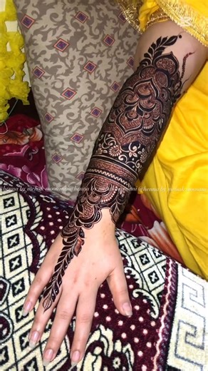 Henna_by_Mehak_Moosani on Instagram: "Bridal balochi henna @henna_by_mehak_moosani #artist #mehndi #trending #explore #balochimehndi"