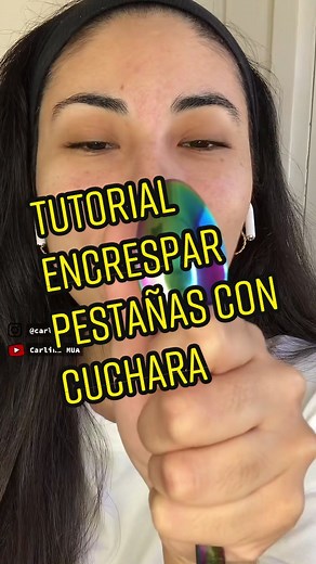 Tutorial: How to Curl Your Eyelashes with a Spoon