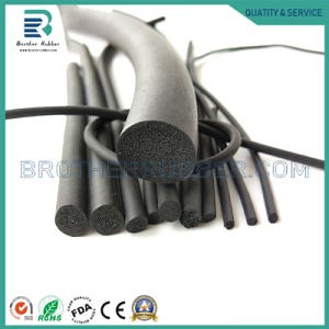 [Hot Item] High Quality Insulation Silicone Rubber Foam Sponge Cord Strip