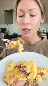 This 3 ingredient torn ham, egg and cheese scramble is TOO good 🍳🔥 Been on repeat so it deserves a permanent spot on the feed 🤤✨ #Breakfast #BreakfastIdeas #EggScramble #3Ingredients #ProteinBreakfast #EasyRecipe #HealthyishFoods #ViralRecipes | Healthyish Foods