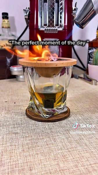 When It's Time to Drink Right: Enjoy Your Whiskey