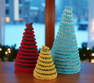 Crochet Christmas Tree Pattern: Nesting Holiday Decor (PDF Pattern, Video Tutorial, 3 Sizes) - Etsy