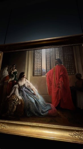 The astonishing @accademia_carrara, in the heart of Bergamo, preserves more than 300 paintings, drawings, sculptures, medals and prints, taking the visitors on a fantastic journey through 500 years of Italian art from the Renaissance to the 19th century, showcasing its masterpieces and prestigious collections. The museum features works by Pisanello, Mantegna, Bellini, Raphael, Botticelli, Lotto, Moroni, Hayez and many more. Moreover, the #TuttaInVoiLaLuceMia exhibition will be open until Februar