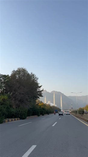 Exploring the Best Pakistani TikTok Vlogs and Travel