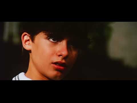UN SECRETO DE ESPERANZA (2002), Tráiler.